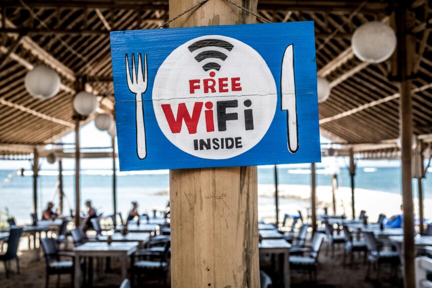Hangout place with Wifi in Mississauga