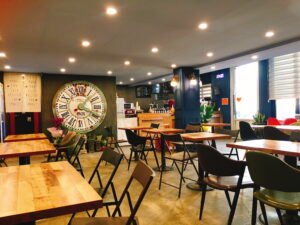 PSB Café - A blend of Indian-Canadian fusion flavors and décor in Mississauga."