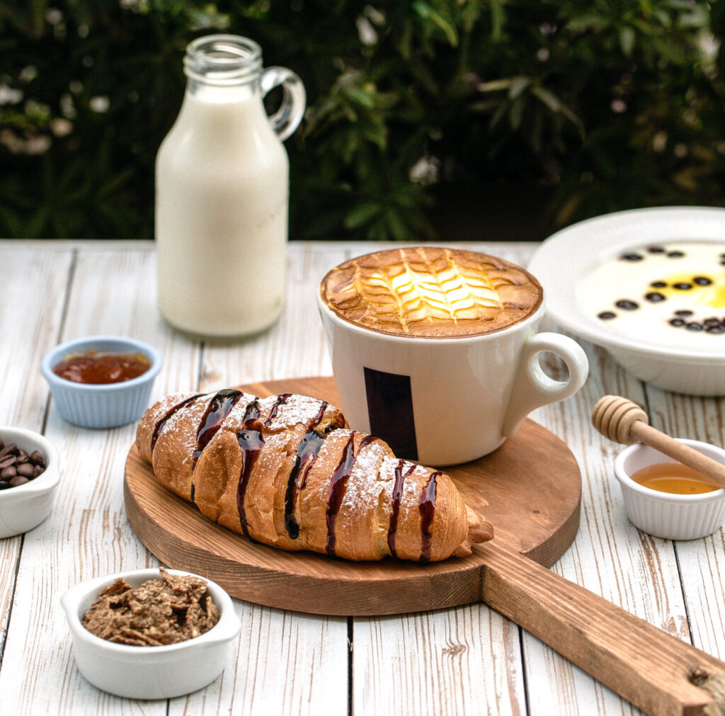 Premium customizable dining downtown Mississauga